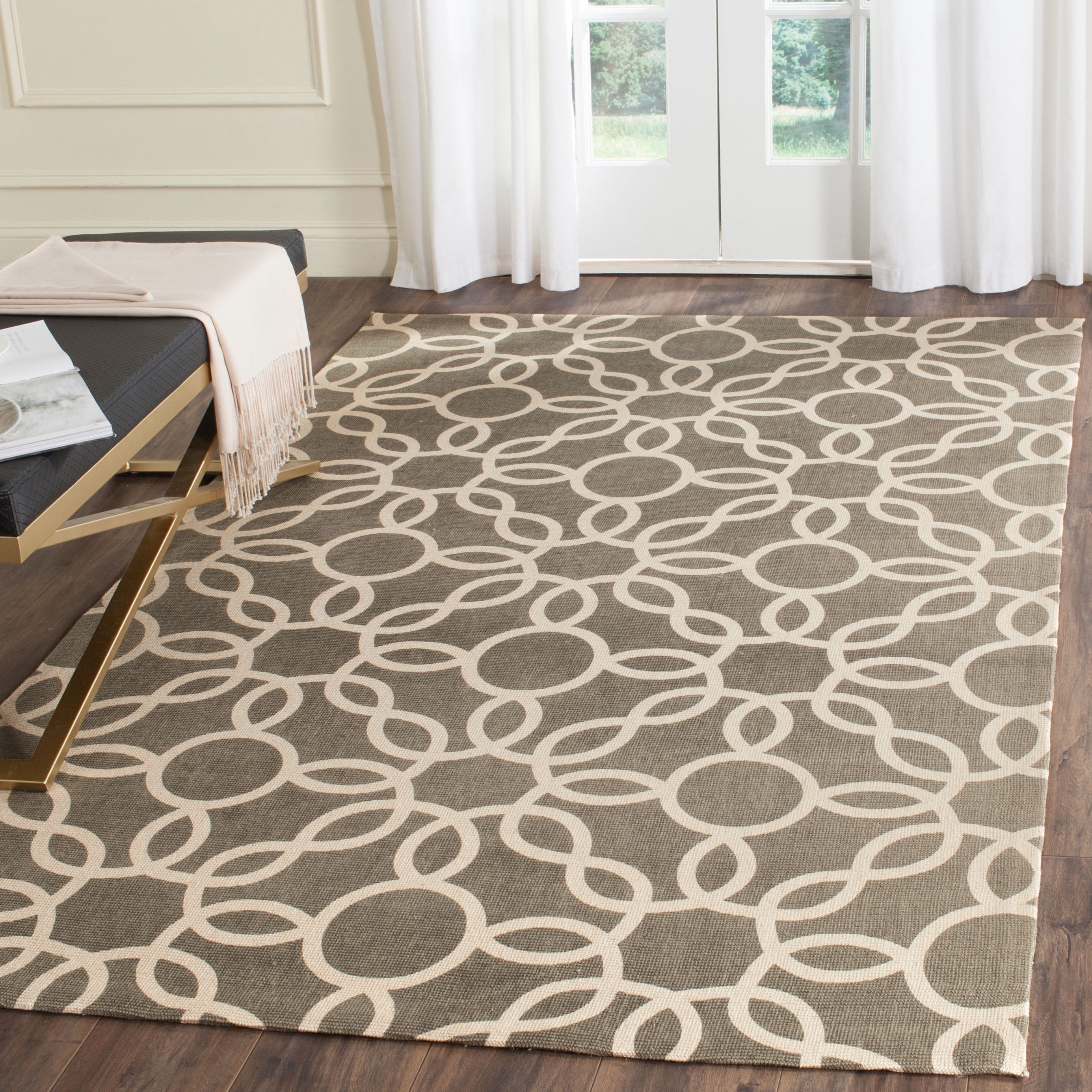 SAFAVIEH Cedar Brook Daffodil Geometric Area Rug, Grey/Ivory, 5' x 8'