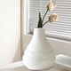 thumbnail image 4 of Florero de cerámica Sunnimix blanca decoración, 4 of 7