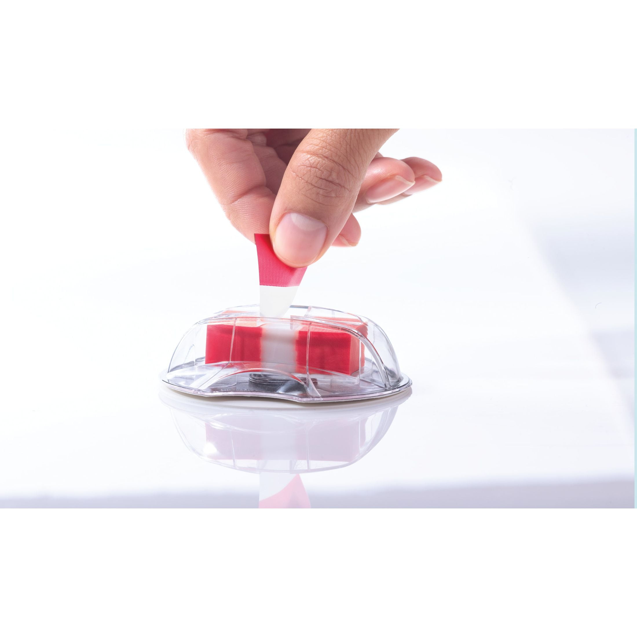 Post-it Flags, Red, 1 in. Wide, Desk Grip Dispenser, 200/Pack