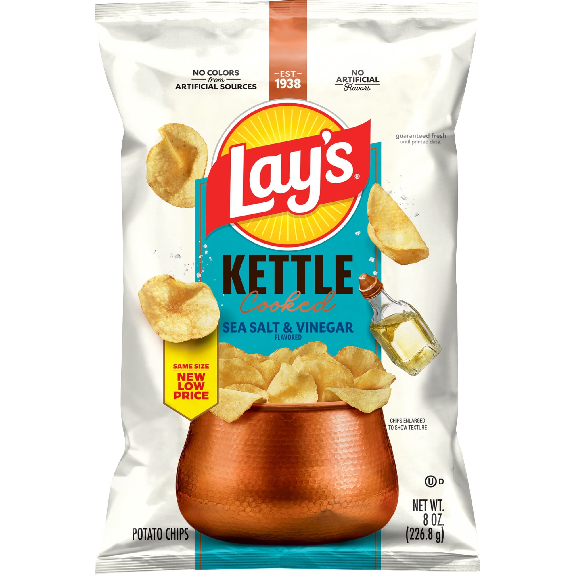 Lay’s Sea Salt & Vinegar Kettle Cooked Potato Chips Bag, 8 oz