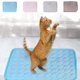 thumbnail image 1 of Alfombra refrescante de seda Pet Ice para perros, colchoneta para dormir transpirable de verano de 50x40 cm, cojín de sofá lavable no tóxico, respaldo de malla transparente azul, no se necesita agua, 1 of 7