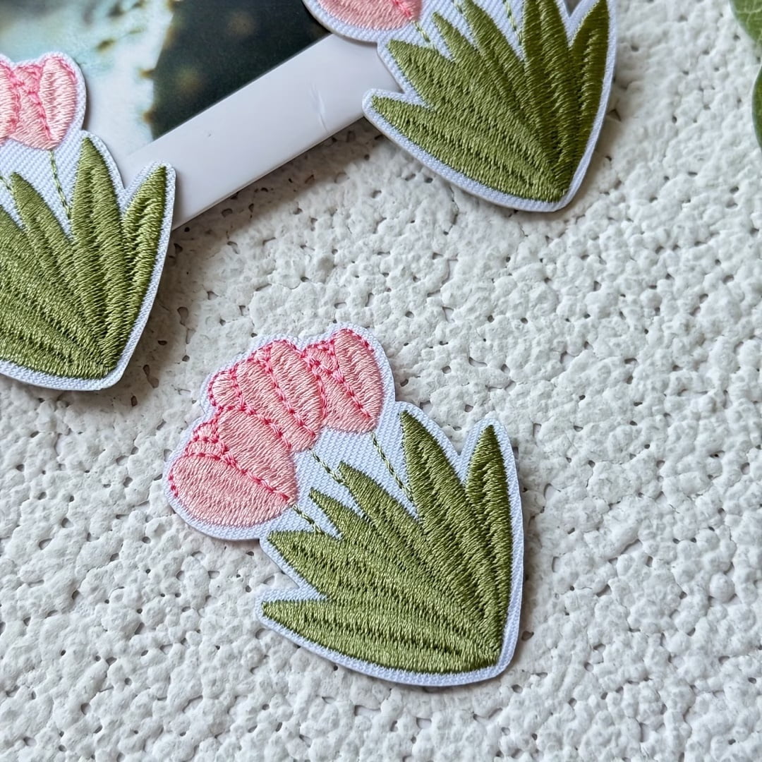 3pcs Embroidered Tulip Flower Patches for Denim Jackets, Canvas Bags, Pants, Clothing, Hats, and More - Perfect for Sewing and Ironing