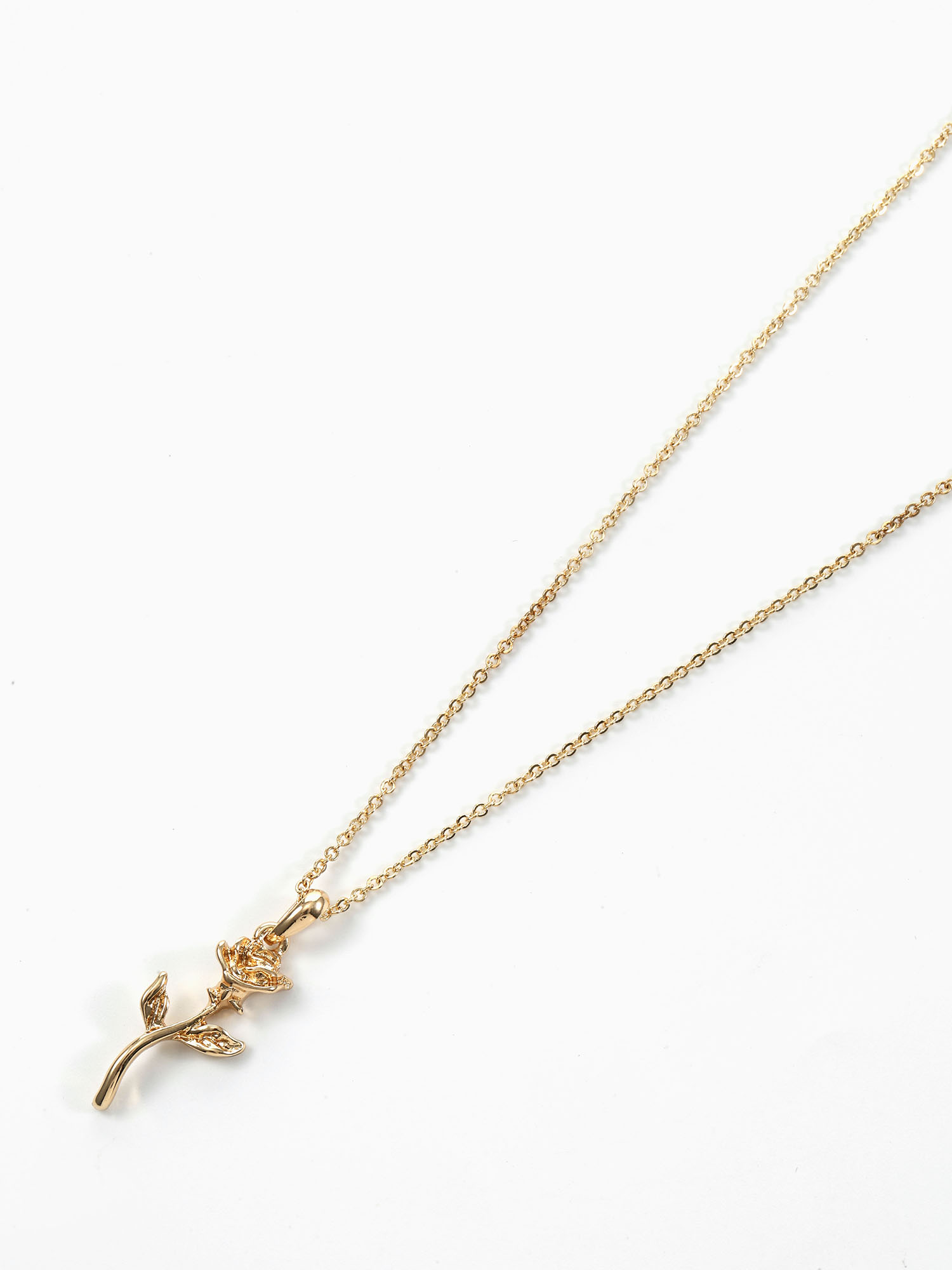 Time and Tru Women's Gold-Tone Rose Pendant Necklace photo 3