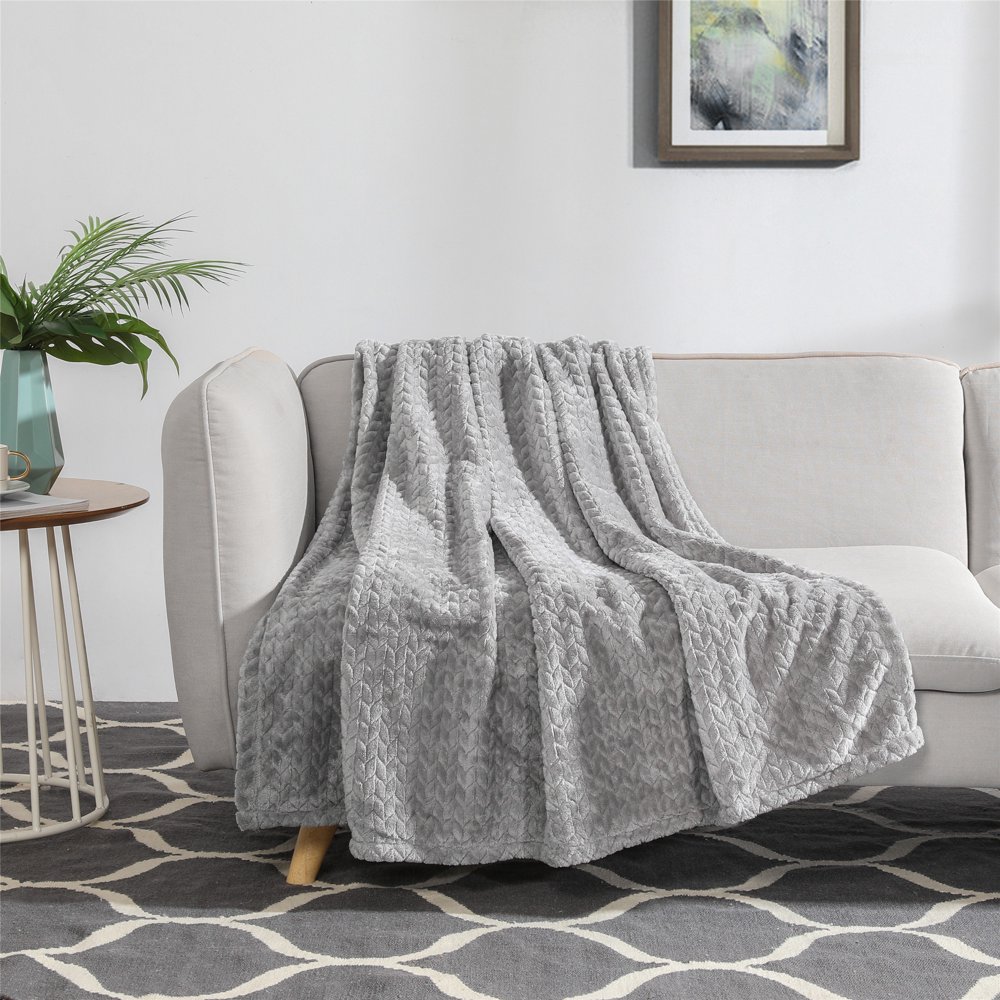 Better Homes & Gardens Oversized Velvet Plush ThrowBlanket, 50" X 72