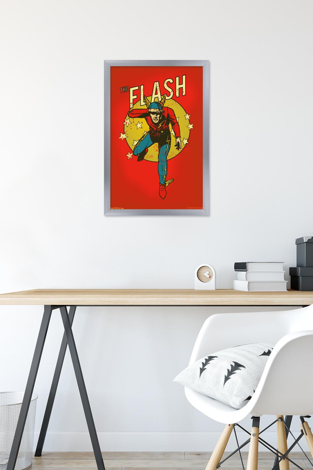 DC Comics - The Flash - Vintage Wall Poster, 14.725" x 22.375", Framed