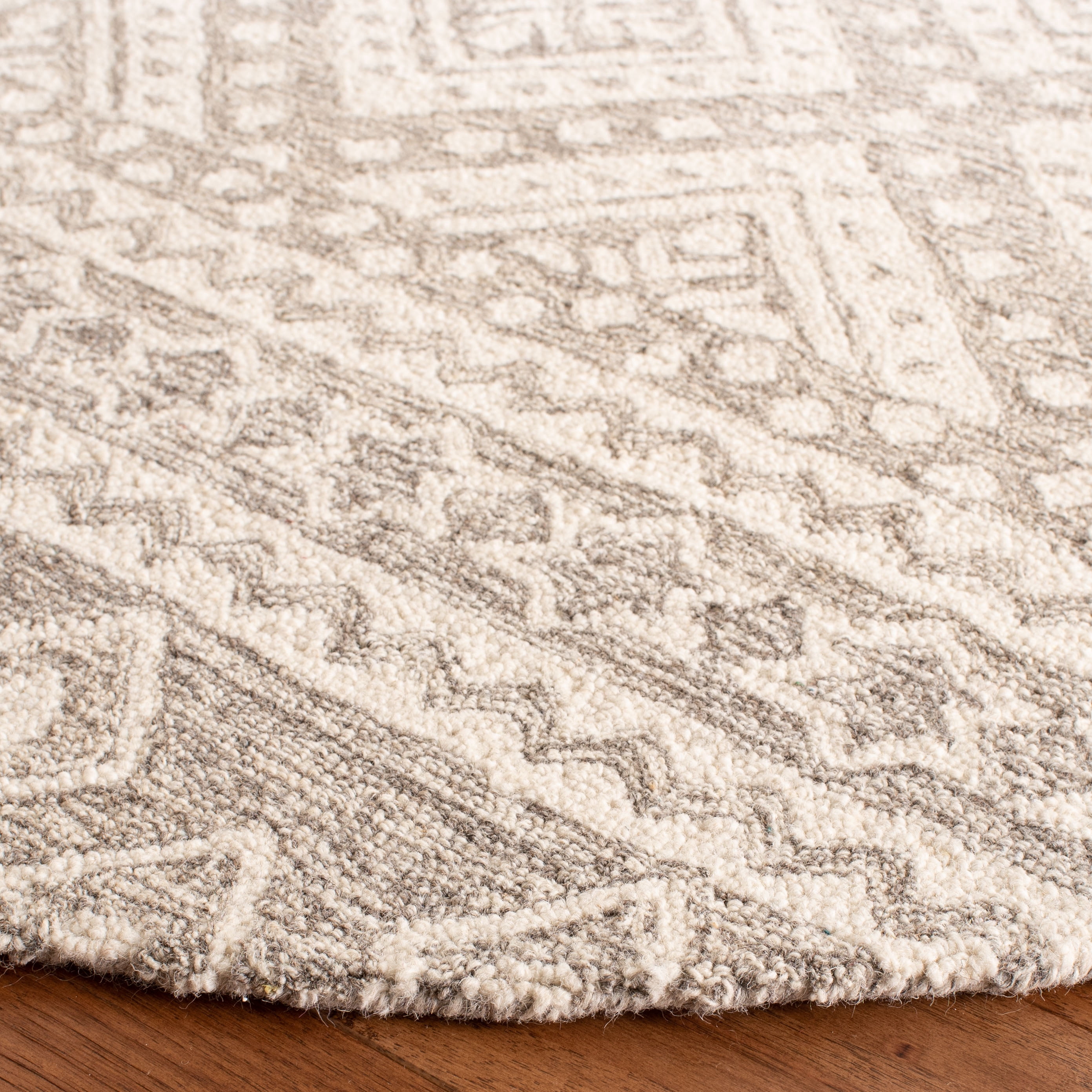SAFAVIEH Micro-Loop Regis Geometric Area Rug, Dark Grey/Ivory, 3' x 3' Round
