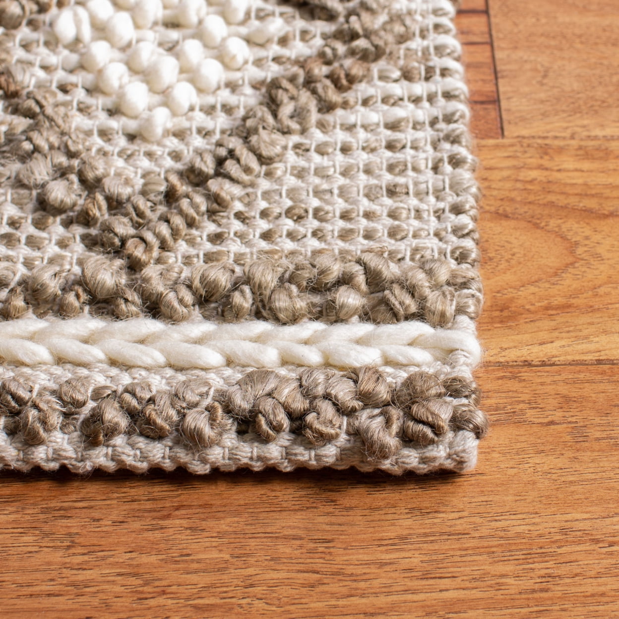 SAFAVIEH Natural Fiber Gerald Striped Area Rug, Taupe/Ivory, 9' x 12'