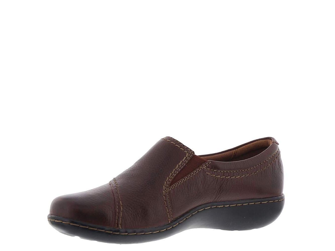 round toe clarks loafers womens