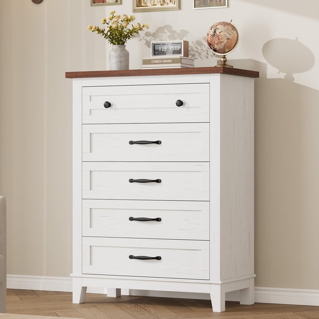 Commode à 5 Tiroirs pour Chambre, Commode de Rangement Verticale de 41,3 Po de Hauteur avec Grands Tiroirs, Coffre de Garde-Robe Autoportant en Bois – Gris Rétro / Noir / Brun+blanc / Blanc / Brun