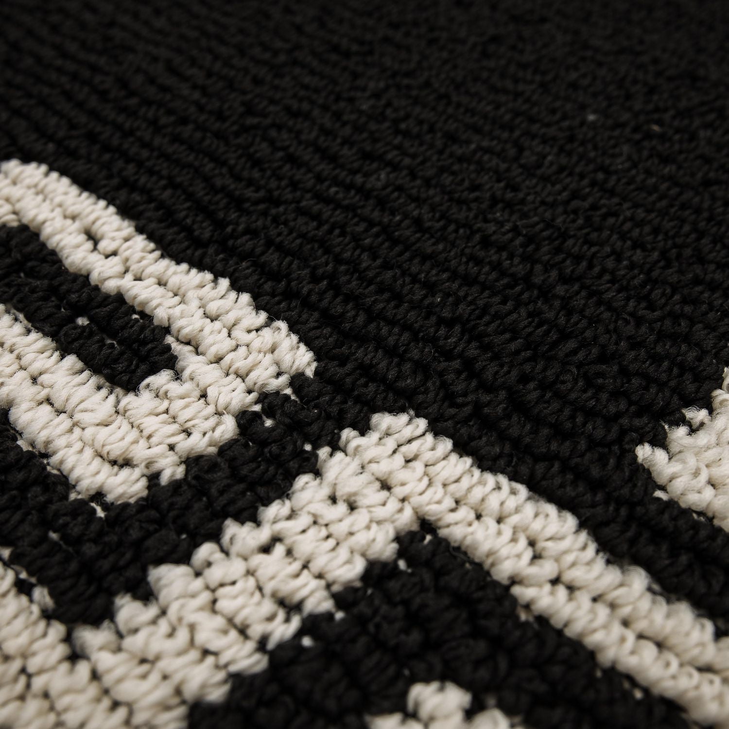 Tapis Key Note noir de Hometrends