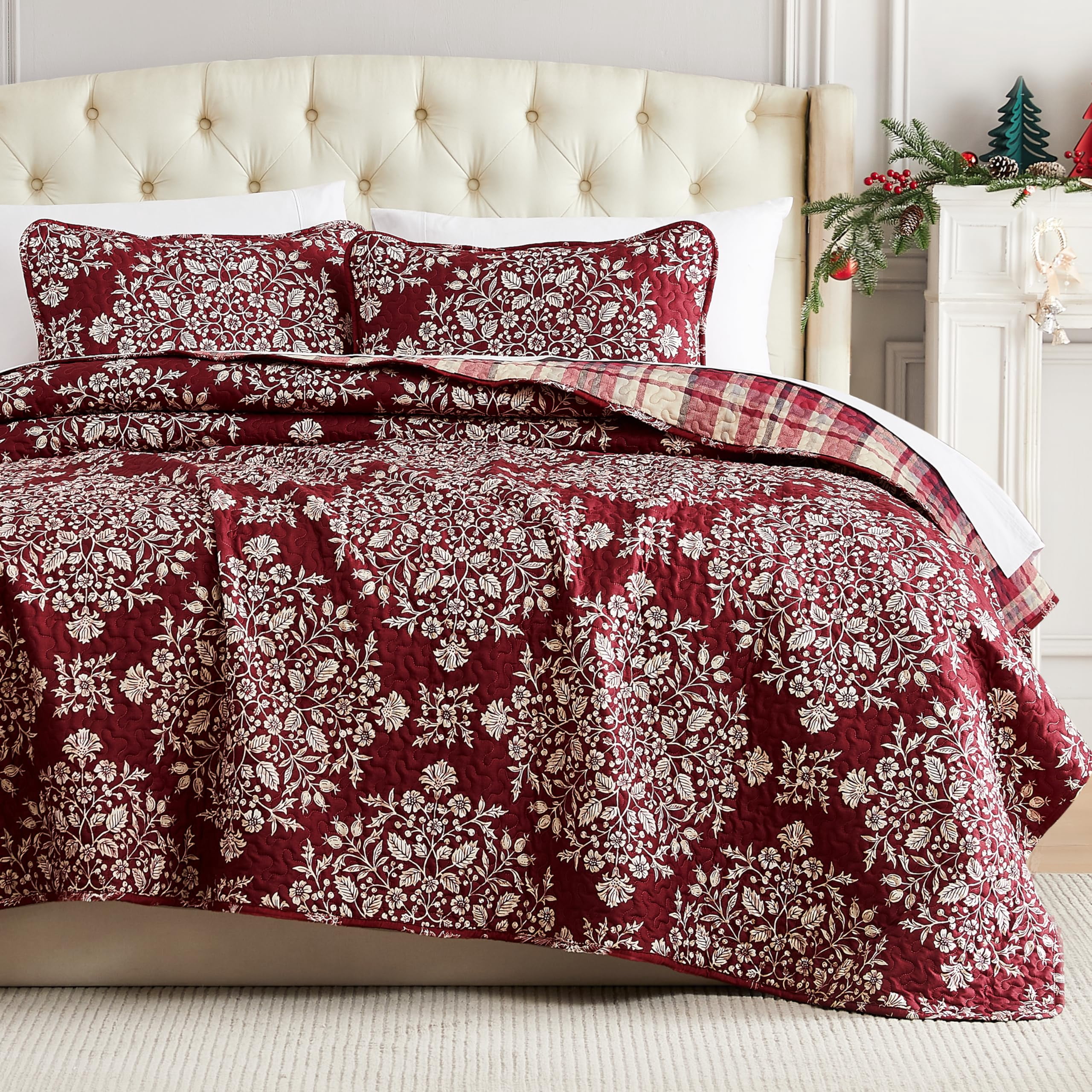 Southshore Fine Living, Inc. Christmas Quilt Twin/Twin XL with Sham, Christmas Carol Red Plaid