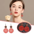 thumbnail image 3 of Pendientes Retro Festive Wooden Hollow, 3 of 7