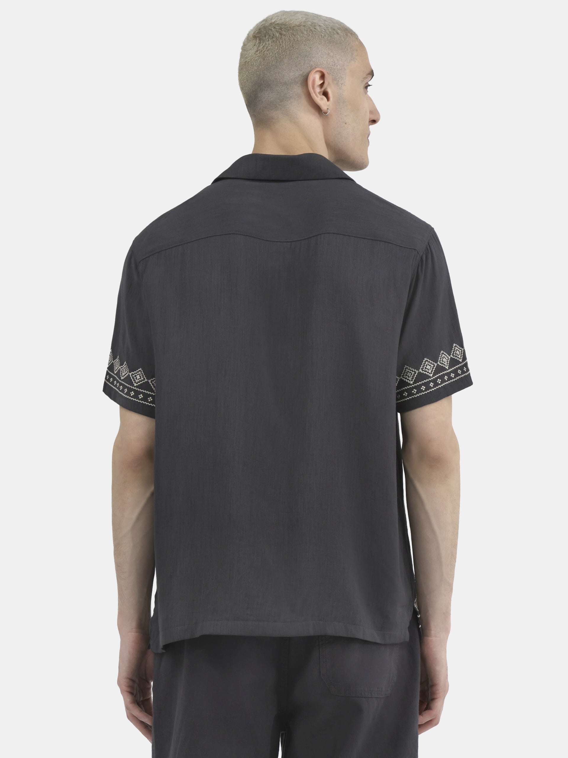 No Boundaries Men's & Big Men's Button Down Embroidered Hem Summer Shirt, Sizes XS-5XL