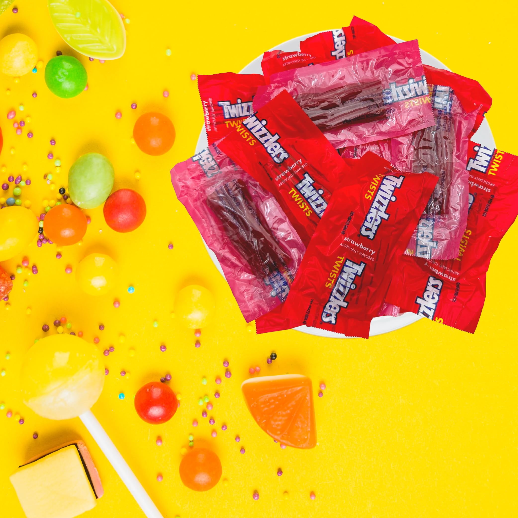 TWIZZLERS Strawberry Twists Licorice Candy, Snack Size, Individually Wrapped, 2-Pound BagRDC33