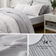 thumbnail image 4 of Juego de ropa de cama Bedsure Queen, reversible, blanco, 7 piezas, 4 of 6