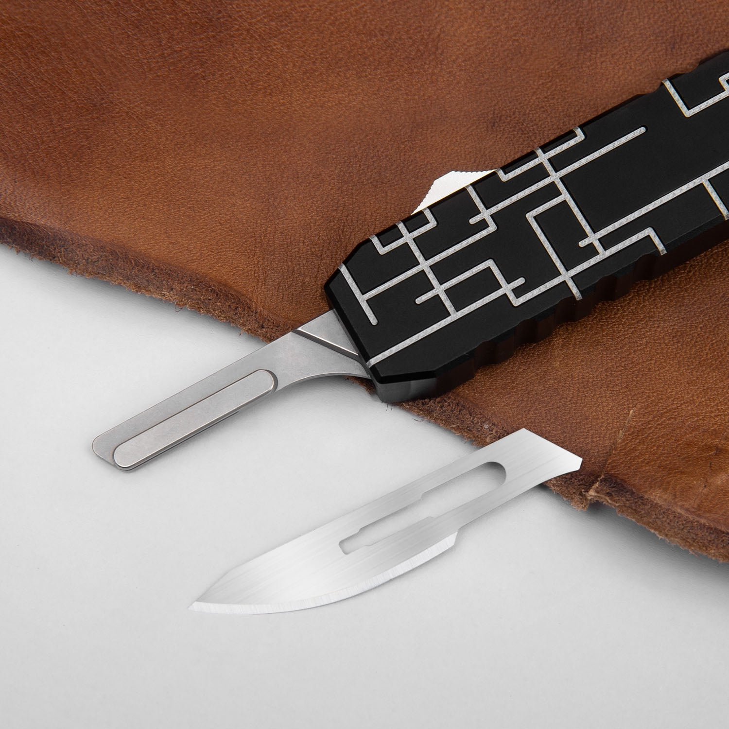 Aluminium Alloy Utility Knife with Clip Box Cutter EDC Scalpel Outdoor Pocket Knife 10pcs #60#24 Carbon Steel Blades