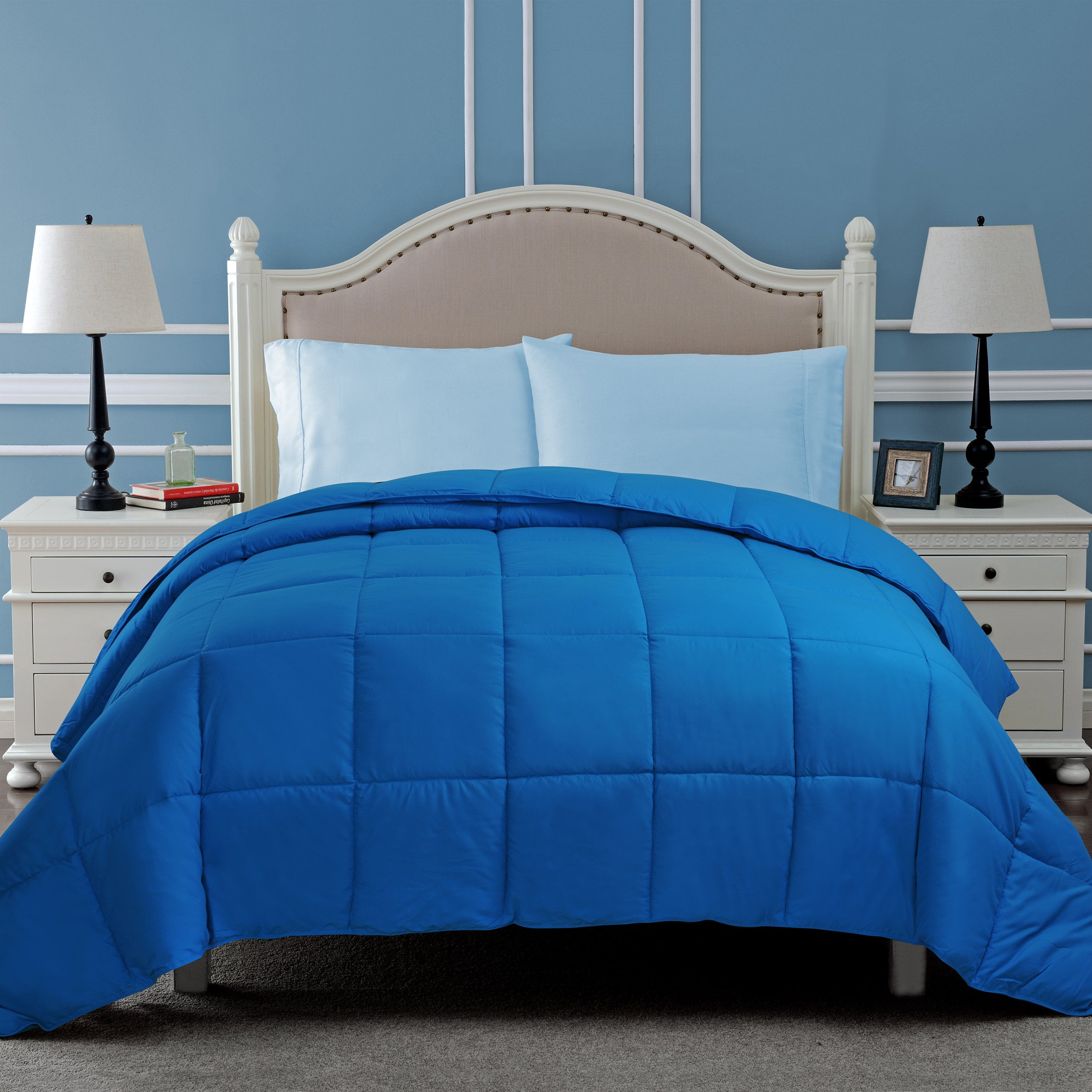 Classic Down Alternative Hypoallergenic Comforter Aster Blue / Full