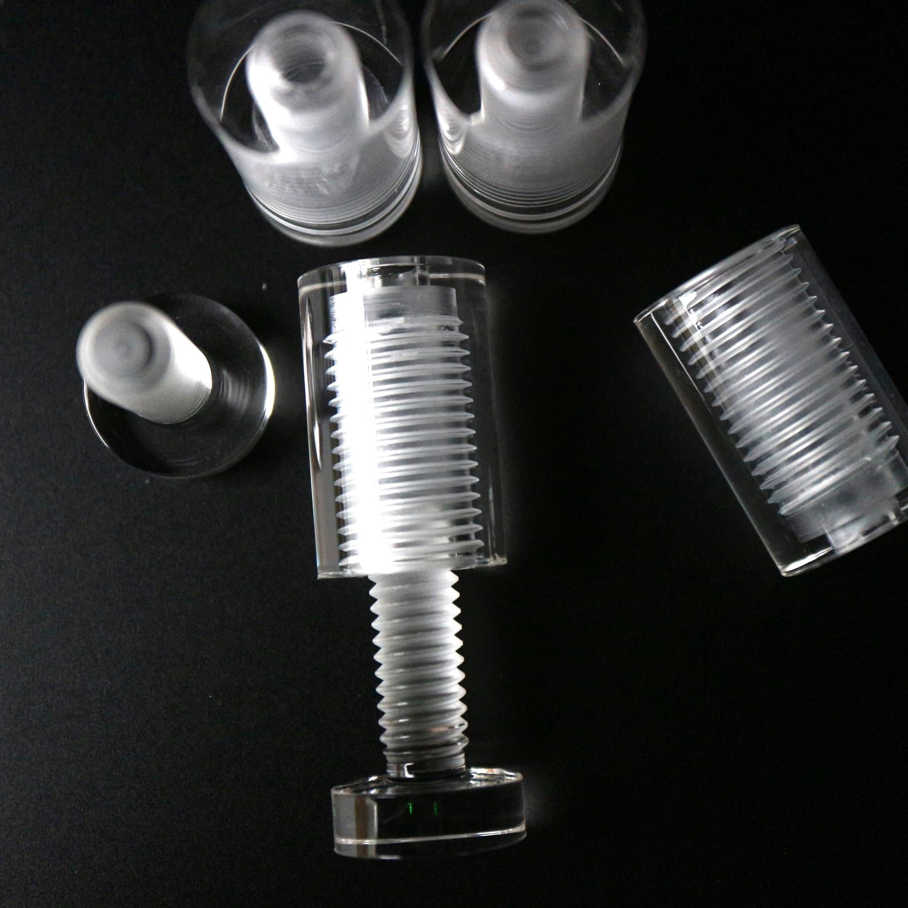 4 x Clear Standoffs, Glass Like, Acrylic, transparent spacers, plastic, wallmount, display signs, Anti-Corrosion, Waterproof, Size 19x30mm, (3/4 x 1 6/32 in)