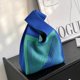thumbnail image 3 of Bolsos de moda para mujer, bolso de mano de punto de alta capacidad, 2024, nuevo bolso de almacenamiento de un solo hombro, monederos y bolsos de diseñador de lujo, 3 of 5
