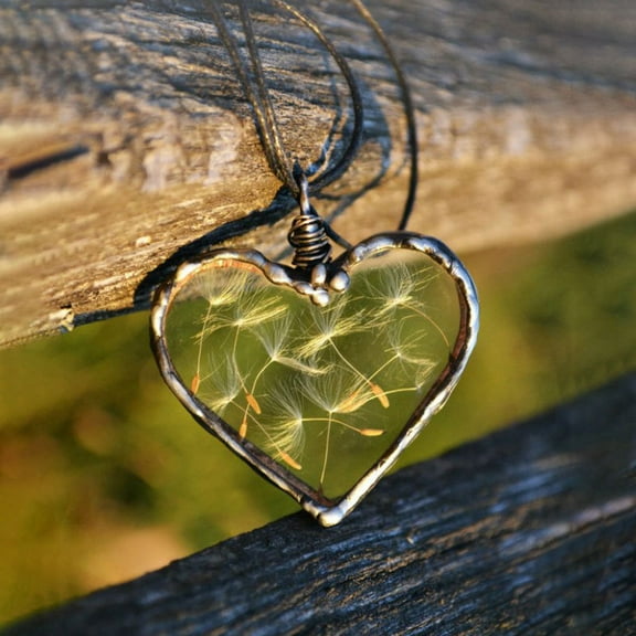Yesbay Dandelion Seeds Necklace Nature Flower Jewelry Heart Shape Retro Stainless Transparent Exquisite Couple Family Pendant Necklace