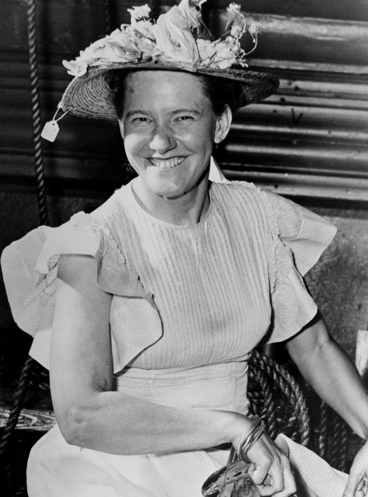 Minnie Pearl Portrait (16 x 20) - Walmart.com - Walmart.com