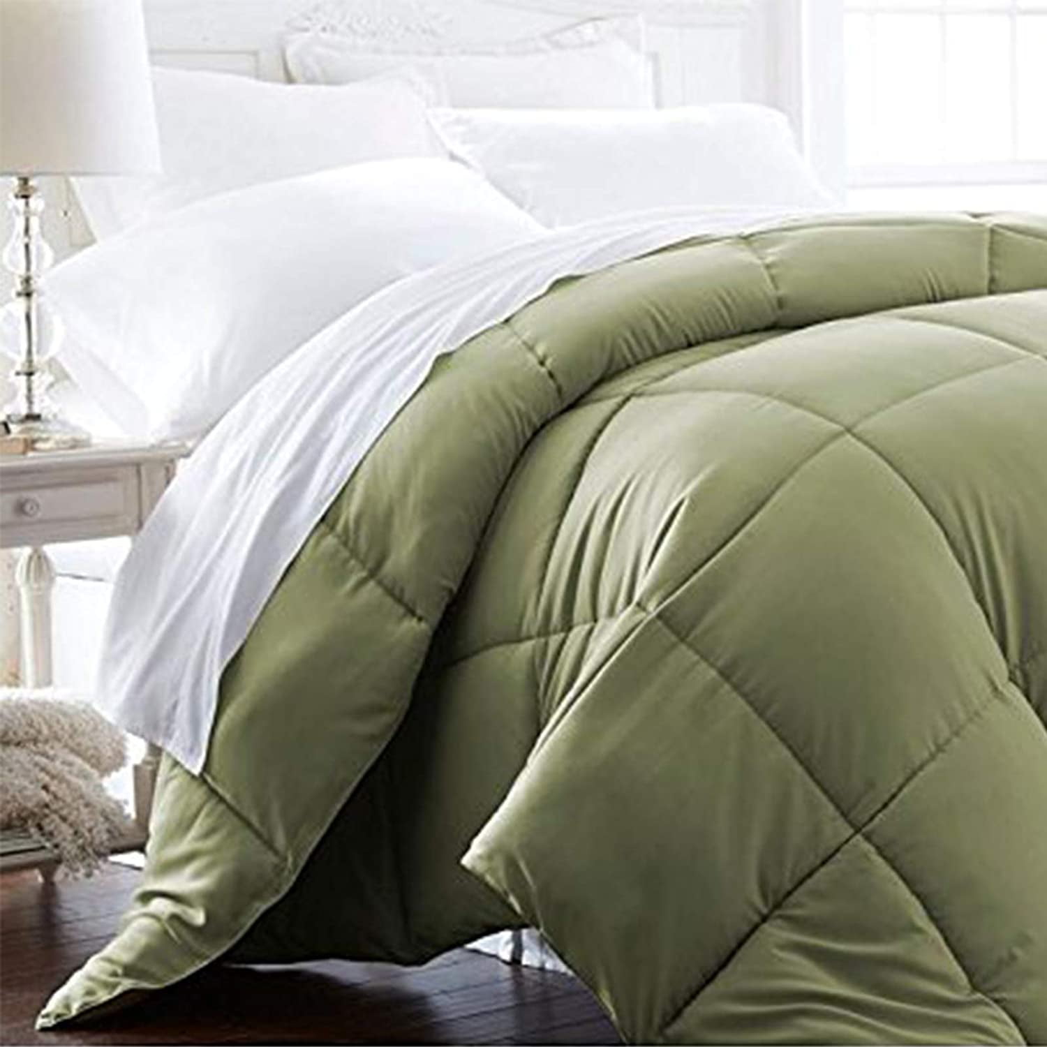 thick down alternative comforter