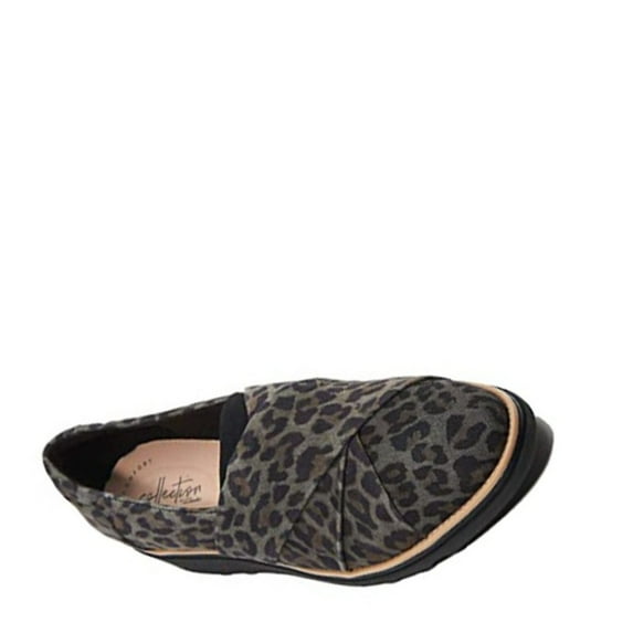 CLARKS Sharon Form Women/Adult shoe size Women 7.5 W Wide Casual 26147429 Leopard Print
