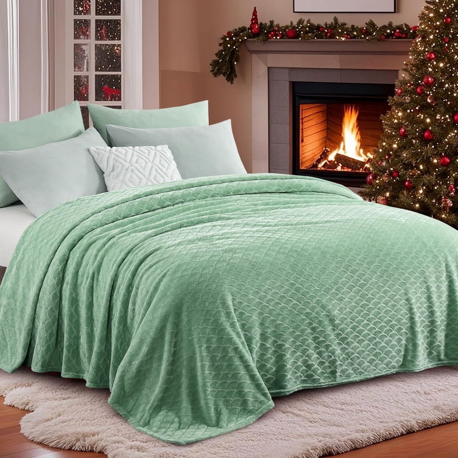 Aisbo Brushed Flannel Blanket Winter Green Queen, Super Soft and Cozy Blankets All Season Use
