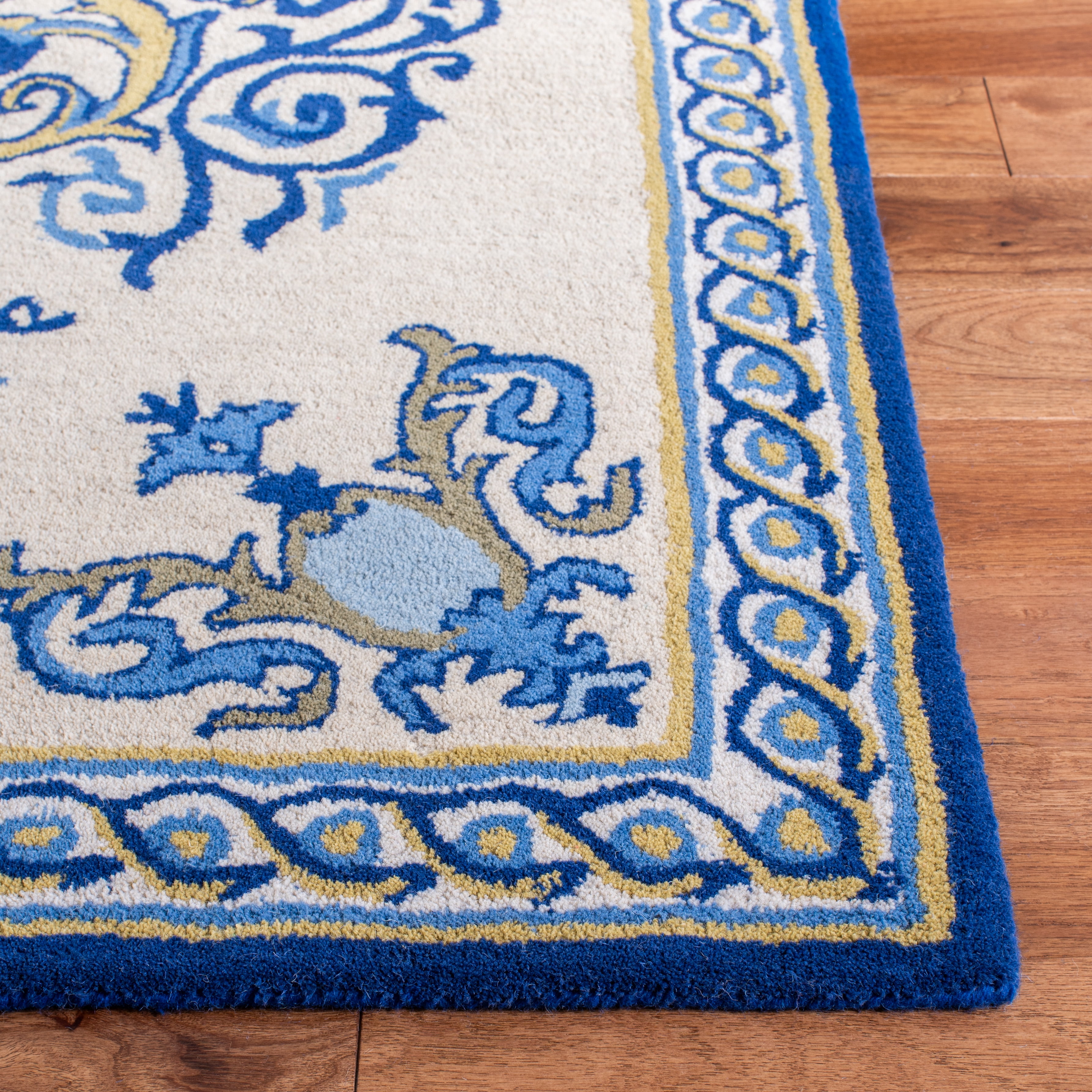 Safavieh Empire Brianna Medallion Area Rug, Blue/Ivory, 5' x 8'