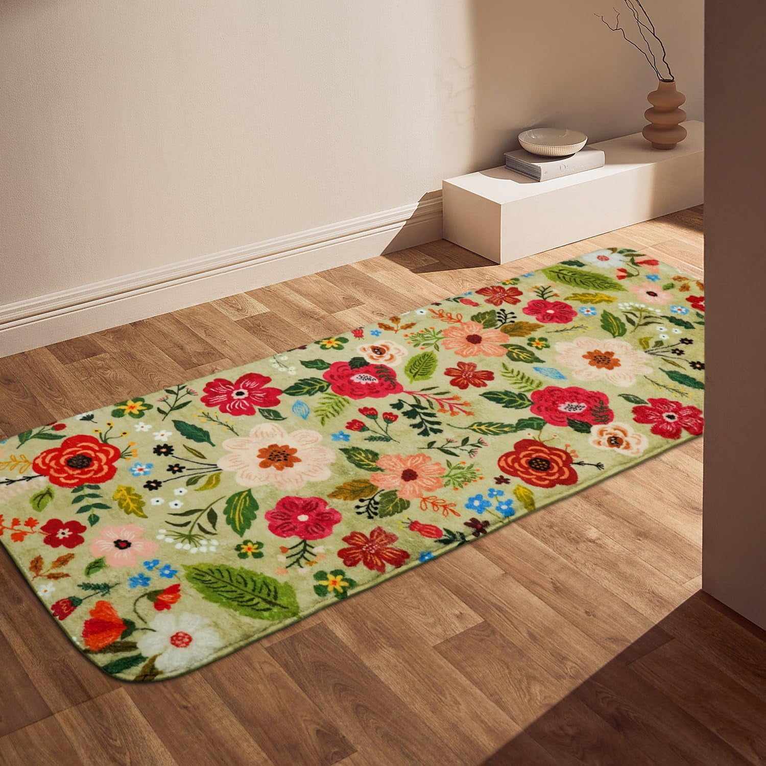 Flower Bathroom Runner Rug Non Slip, Large Long Bathroom Rug Cute Floral Bath Mat for Bedroom Hallway Kitchen, Soft Plush Washable Pink Shower Rug