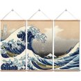thumbnail image 1 of Hokusai - Arte tradicional japonés The Great Wave Off Kanagawa, póster colgante con marcos de madera, listo para colgar, juego de 3 piezas (16 x 32 x 32 pulgadas), 1 of 3