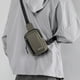 thumbnail image 1 of Bandolera de hombre - Bolso de hombro de nylon para viajes y uso casual, bolsa de pecho de gran capacidad, negro/caqui/gris/azul, 19x13x7 cm, 1 of 6