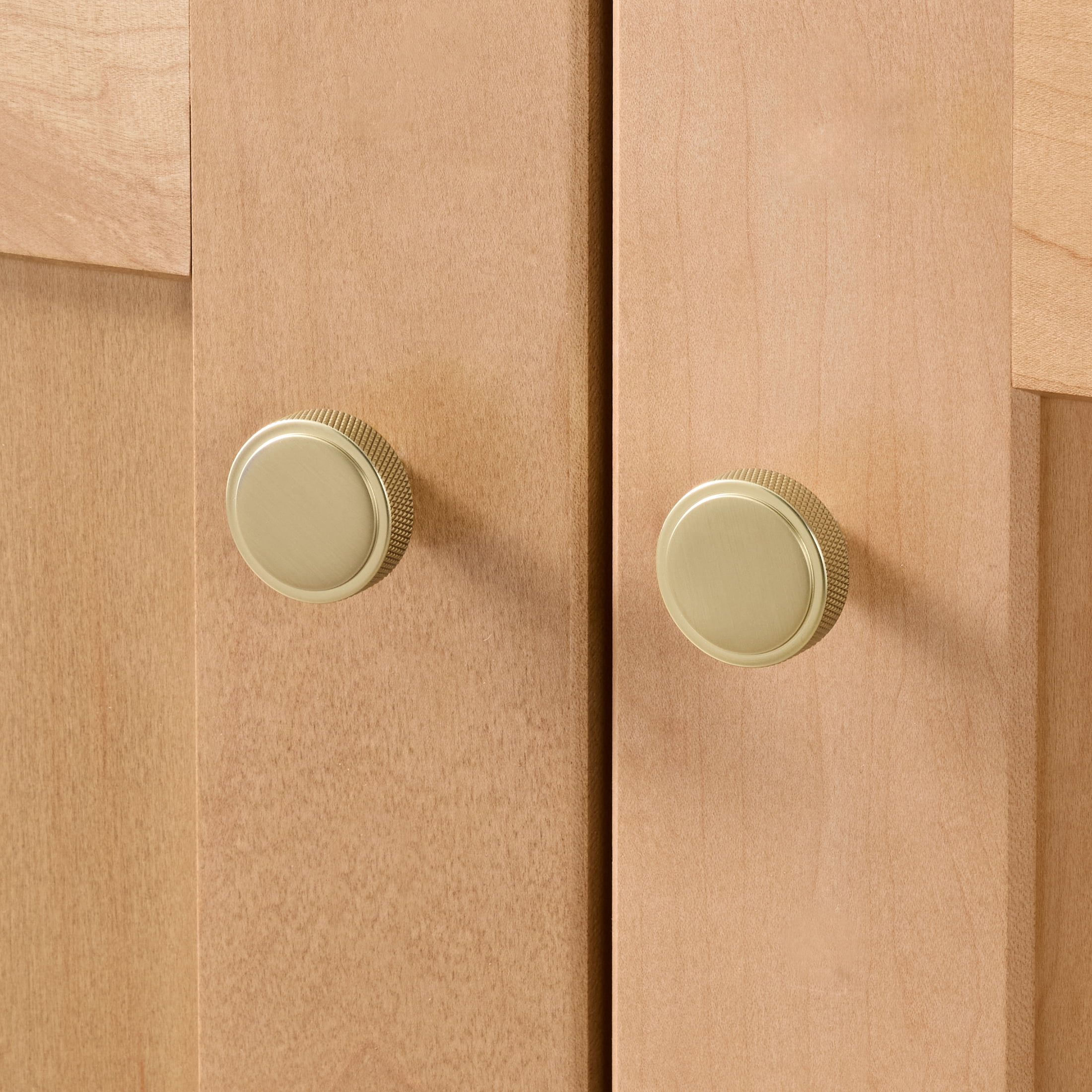 Better Homes & Gardens 1.18" Knurled Knob, 2 Pack, Brass