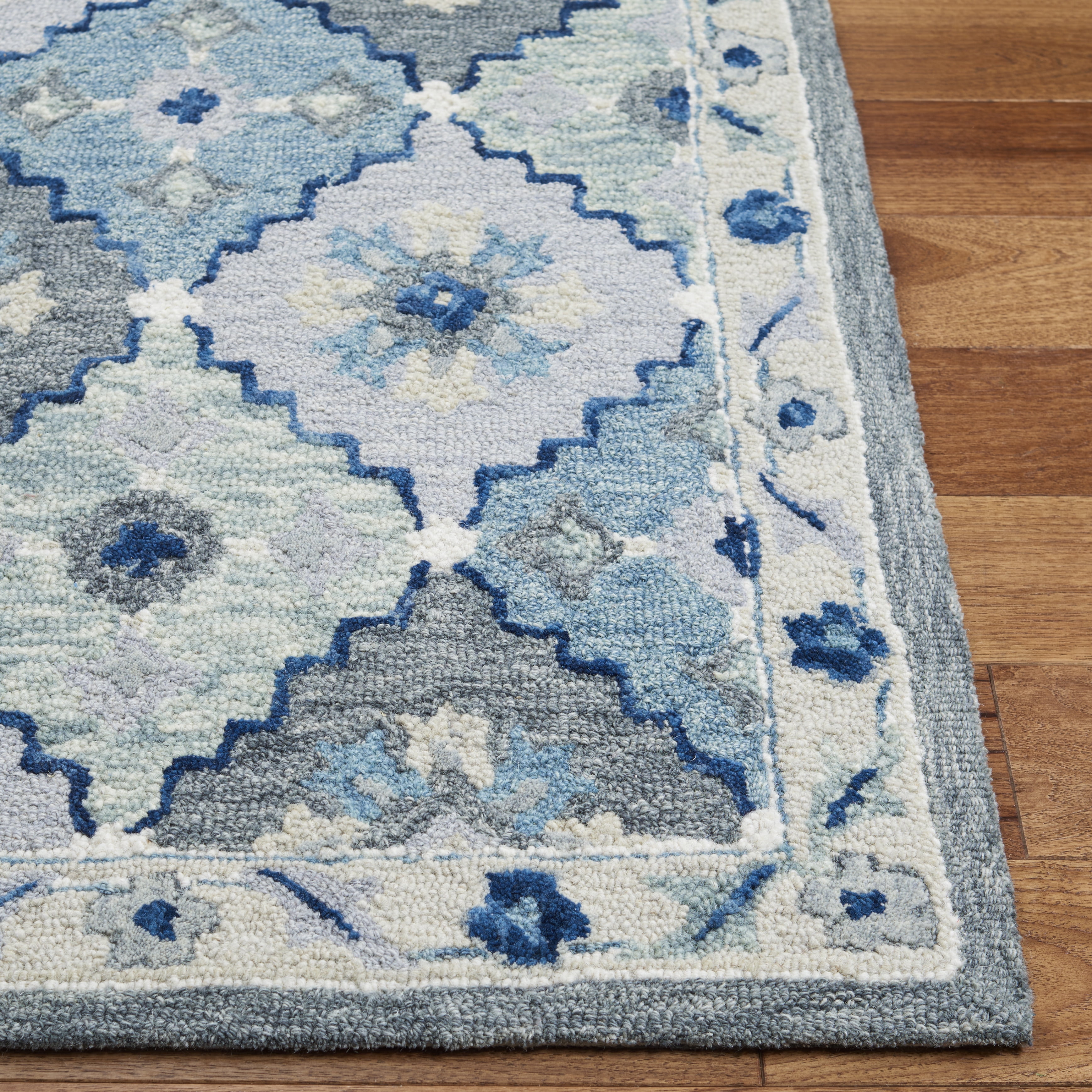 SAFAVIEH Suzani Merletta Geometric Area Rug, Blue/Grey, 9' x 12'