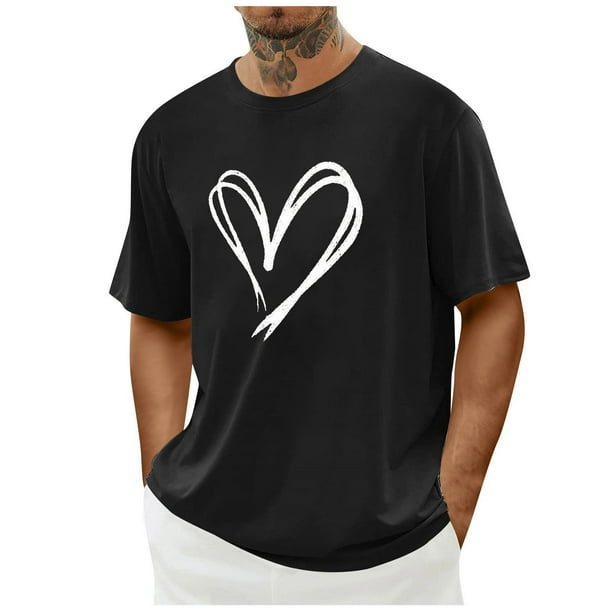 Tops para hombre, blusas y camisas de cuello redondo y manga corta para hombre. Camiseta/camisa informal de cuello redondo y manga corta con estampado de corazones para hombre. Tops de poliéster para