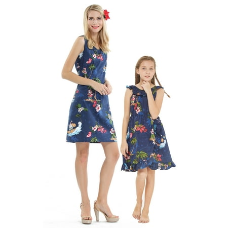 

Matching Hawaiian Luau Mother Daughter Wrap Dresses in Christmas Santa in Hawaii Red