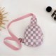 thumbnail image 4 of Bolsos para niños Otoño/Invierno 2023, nuevo estilo, bolso de pecho a cuadros, bolso cruzado a la moda para niños, 4 of 5