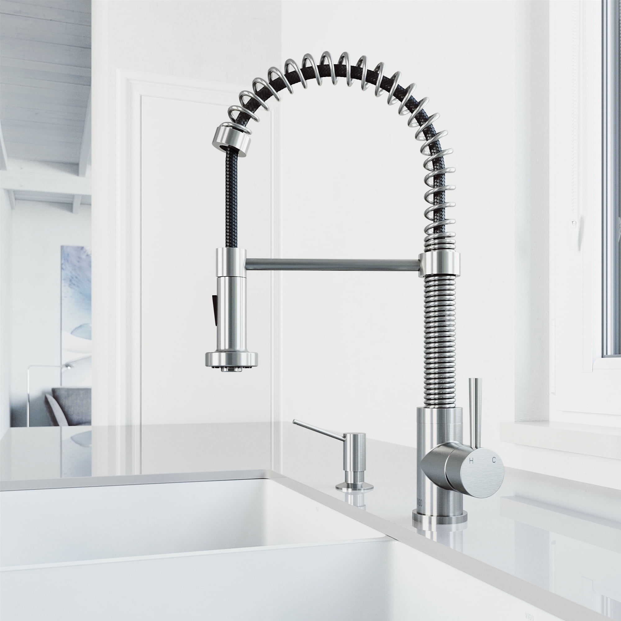 VIGO Braddock Kitchen Soap Dispenser in Stainless Steel