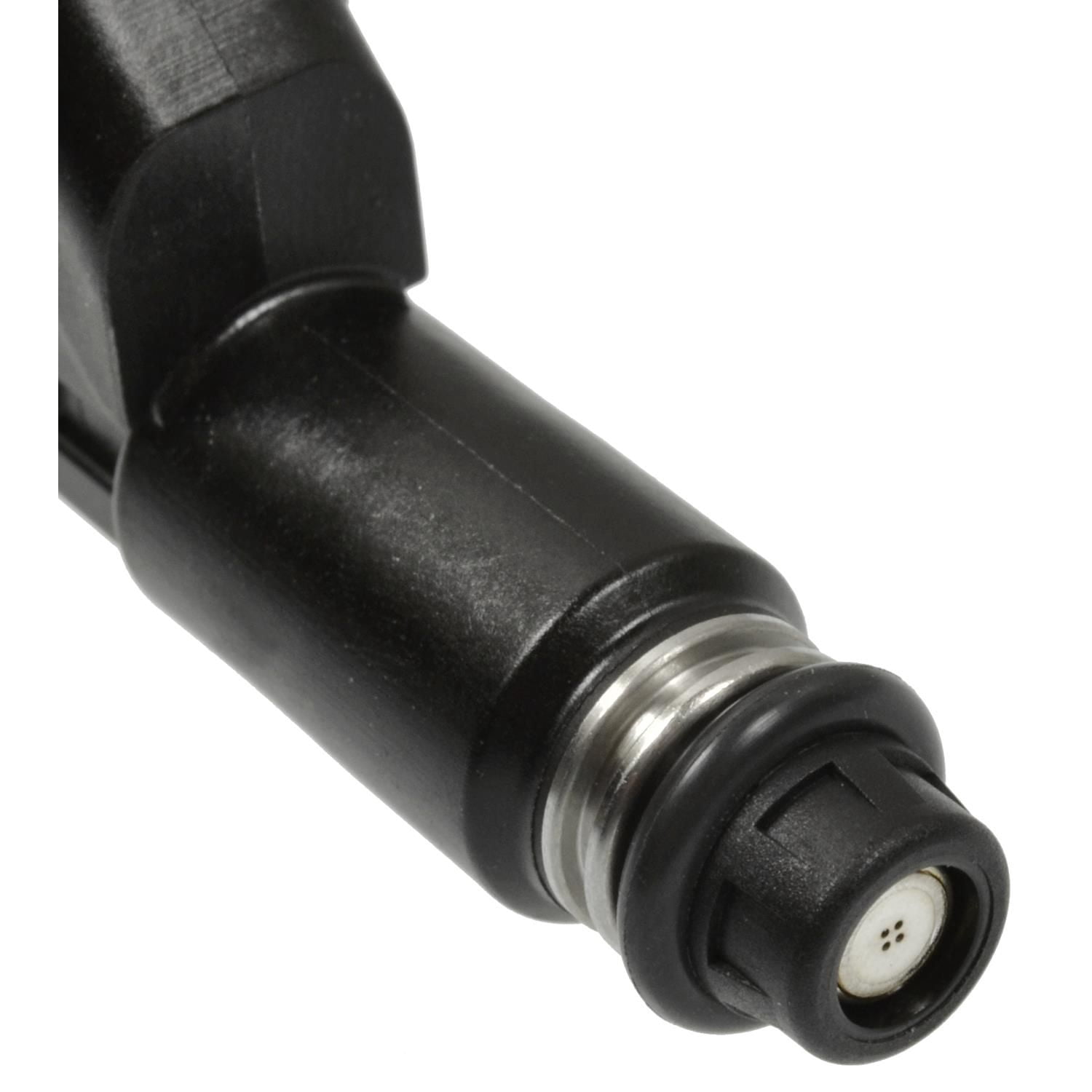 Standard FJ502 Fuel Injector, New, OE Replacement Fits select: 2002-2006 CHEVROLET SILVERADO, 2002-2006 CHEVROLET TAHOE