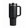 thumbnail image 1 of TERMO QUENCHER PROTOUR 40oz NEGRO MARCA STANLEY, 1 of 3