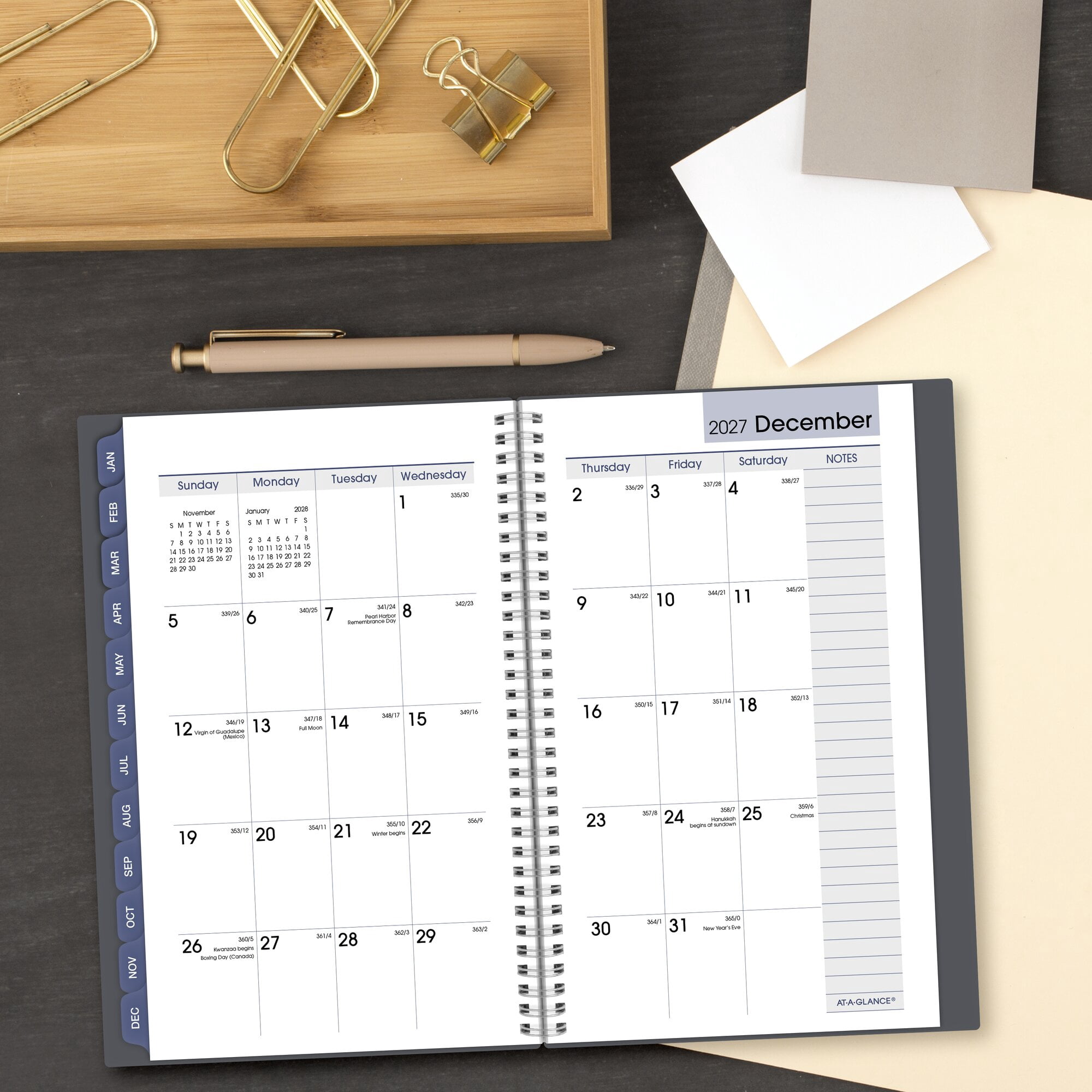 AT-A-GLANCE DayMinder 2027 Weekly Monthly Planner Gray Small 5 x 8 - Weekly