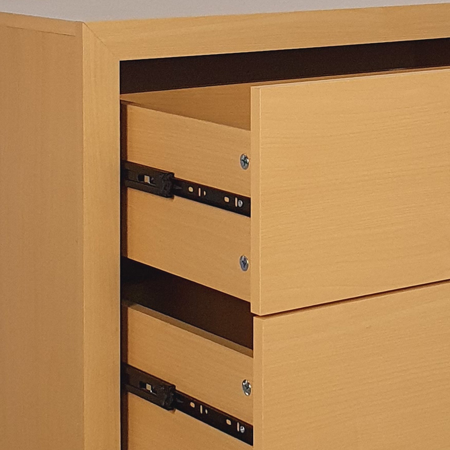 Resenkos Tall Dresser for Bedroom with 4 Drawers, Chest of Drawers with Sturdy Metal Frame for Nursery, Maple Resenkos Tall Dresser for Bedroom with 4 Drawers, Chest of Drawers with Sturdy Metal Frame for Nursery, Maple