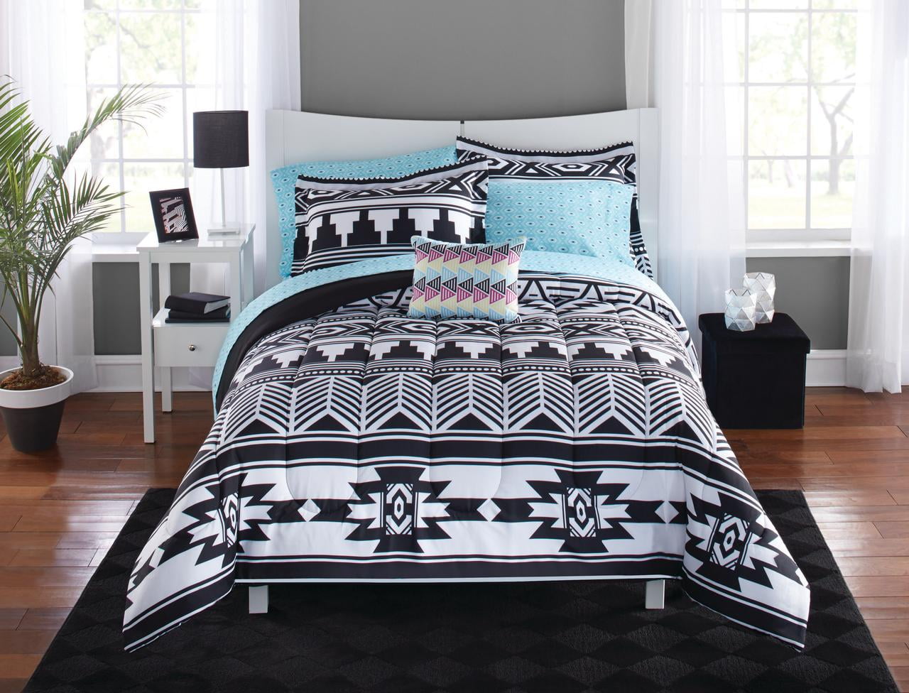 DCP Your Zone Geo Aztec Comforter Set Reverse to Cozy Plush Full/Queen BlackGray 