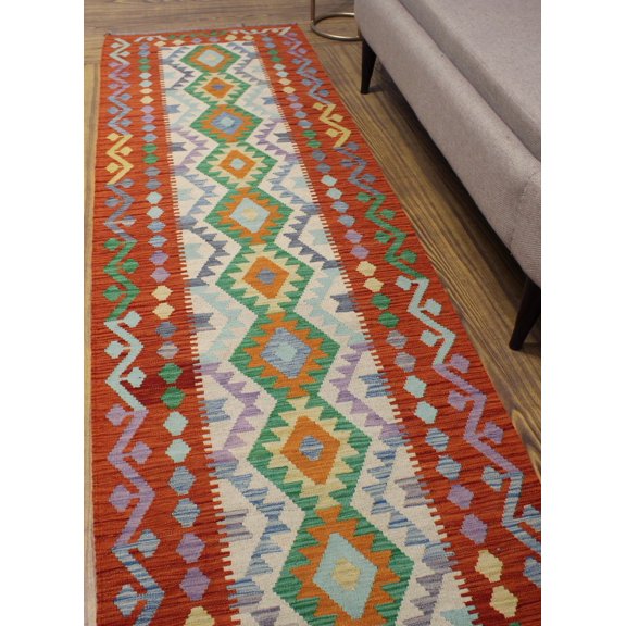 Sangat Edilia Rust/Ivory Runner, 2'8" x 9'8"