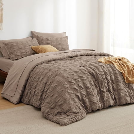 Queen Size Comforter Set - Brown