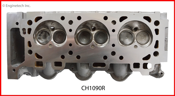 CYL HEAD COMPLETE FORD RH
