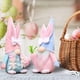 thumbnail image 4 of Conejo Gnomo de Pascua: 2 Piezas de Conejos de Peluche Suecos Hechos una Mano con Huevo de Pascua y Zanahoria, Adecuados Como DecoracióN de Pascua, 4 of 5