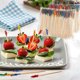 thumbnail image 2 of Palillos de bambú para aperitivos, palillos naturales sin astillas para fiestas, cócteles, sándwiches de frutas y accesorios para charcuterías., 2 of 8