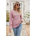 thumbnail image 4 of Camiseta holgada shaofei de manga larga con cuello en V volantes y paneles de encaje color liso rojo vino talla XXL, 4 of 5