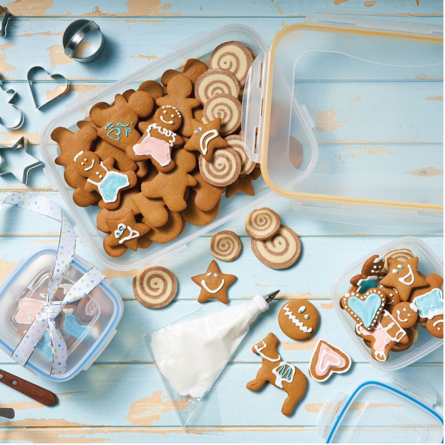 Starfrit LocknLock Easy Match Plastic Container - 47oz/1.4L - Airtight, Leakproof & Nestable - 4-Sided Locking Lid